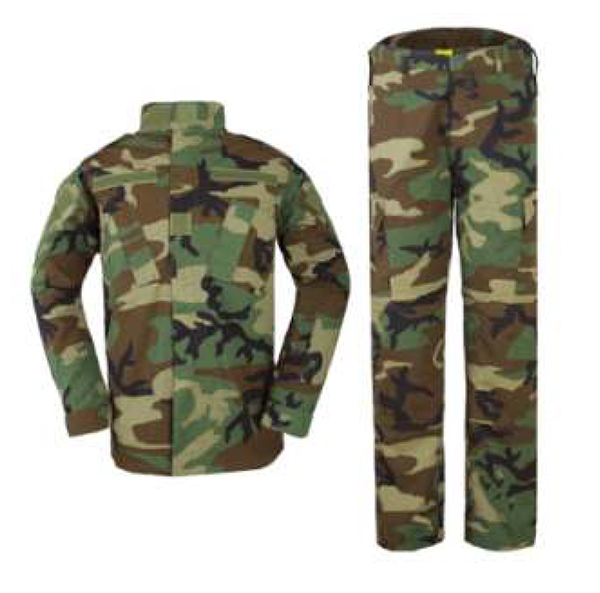 大學(xué)軍訓(xùn)服